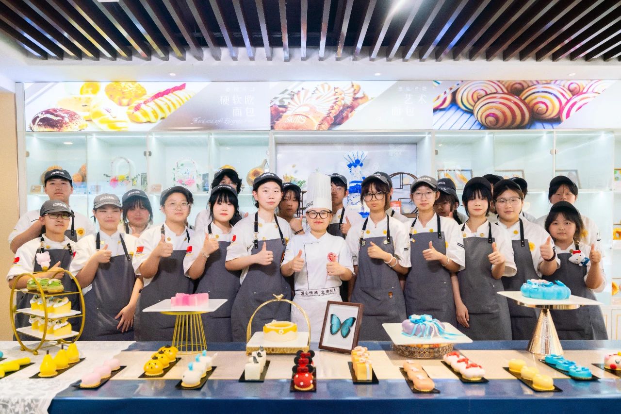 b407012dd77d4065861a2b432dd90682.jpg b407012dd77d4065861a2b432dd90682.jpg