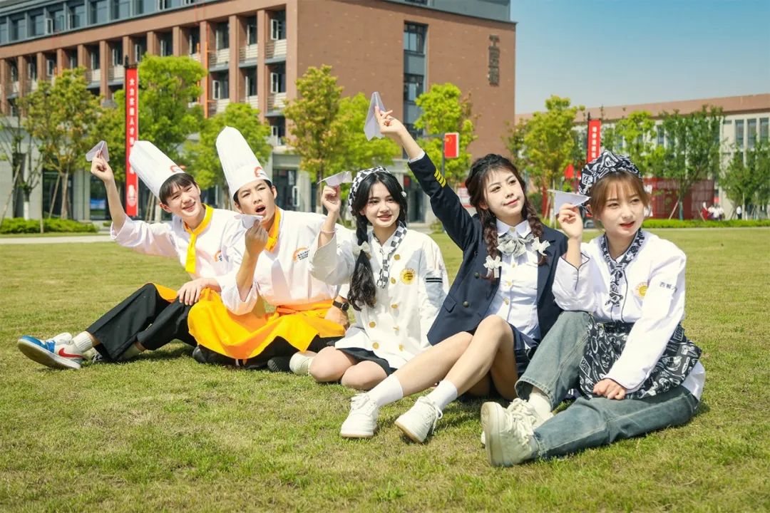 學(xué)費(fèi)低=性價(jià)比高？大錯(cuò)特錯(cuò)！職校選不對(duì)，白費(fèi)時(shí)間和金錢！附避坑擇校指南