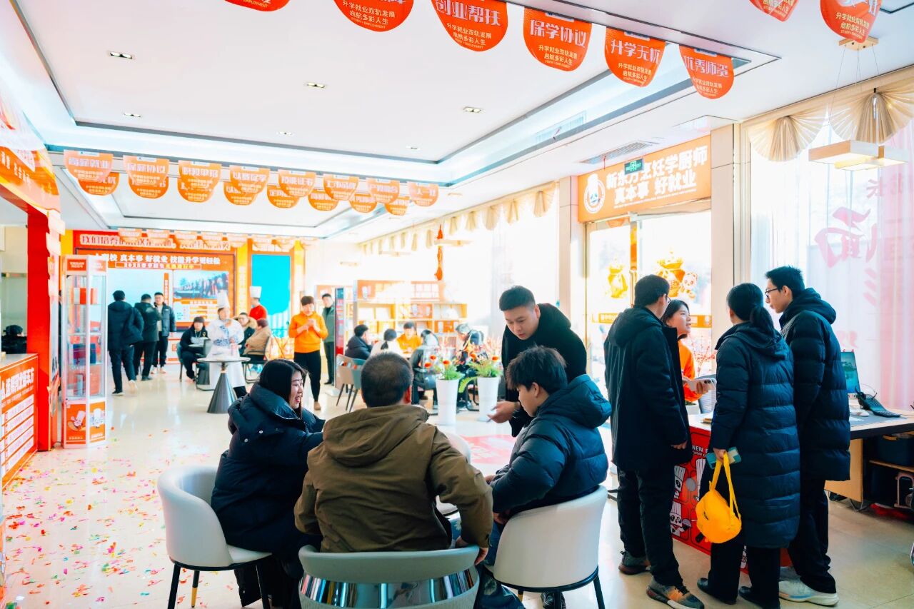 拒絕“人財兩空”，選擇技能成才！石家莊新東方春季班火熱報名中，熱門專業(yè)即將滿員，欲報從速！