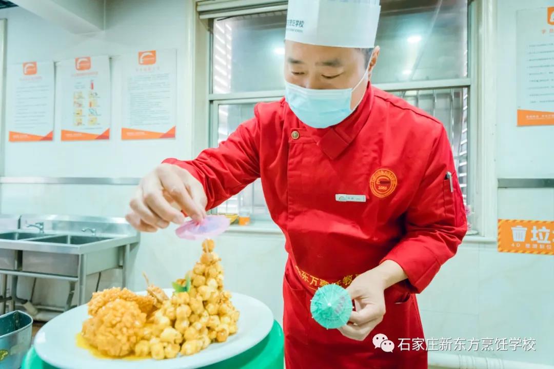 鑄技能之舟 揚(yáng)發(fā)展之帆丨教師技能大比武看河北新東方師者風(fēng)范！(圖2)